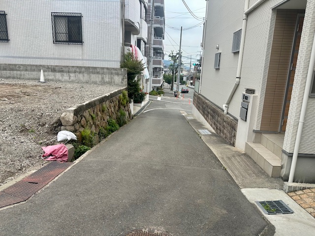 image0 image0